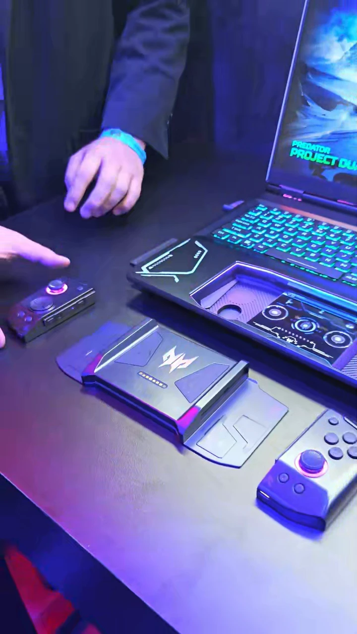 Acer has revealed a gamer laptop with a flip-out touchpad that turns into a gamepad