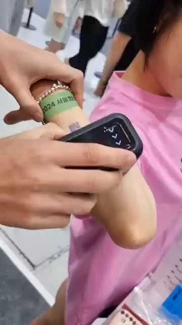 Printer for temporary tattoos 