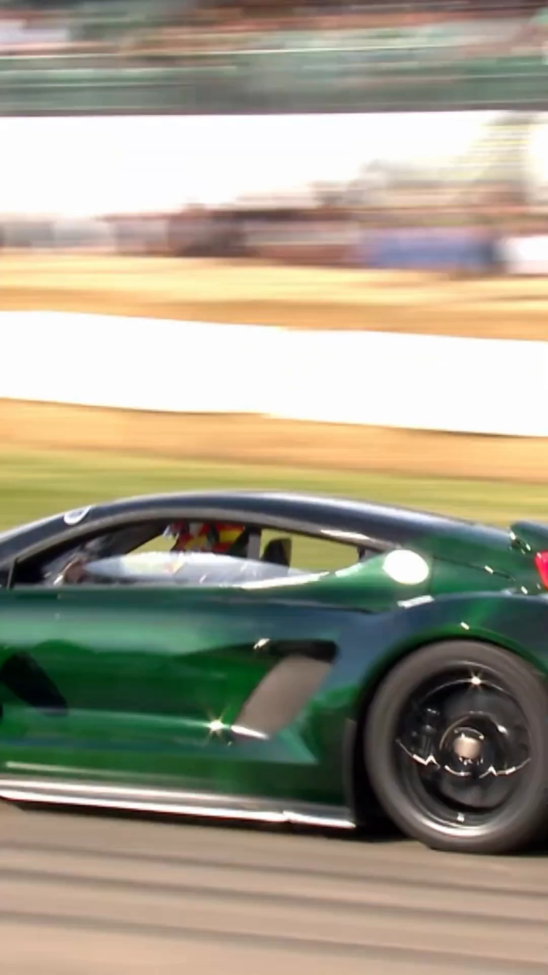 Hypercar from a 3D printer: Czinger 21C sets five records