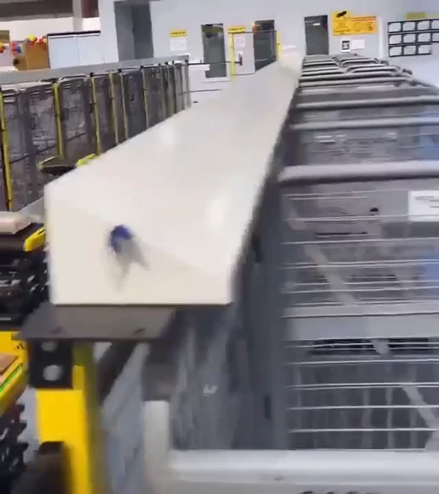 DHL Supply Chain’s B2C warehouse in India just got a robot upgrade with Unbox Robotics!