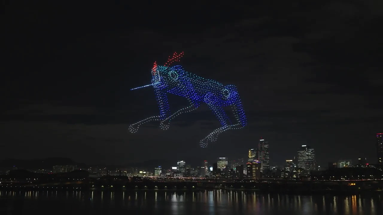 Updated version of the Atlas robot from Boston Dynamics learned to do a back flip