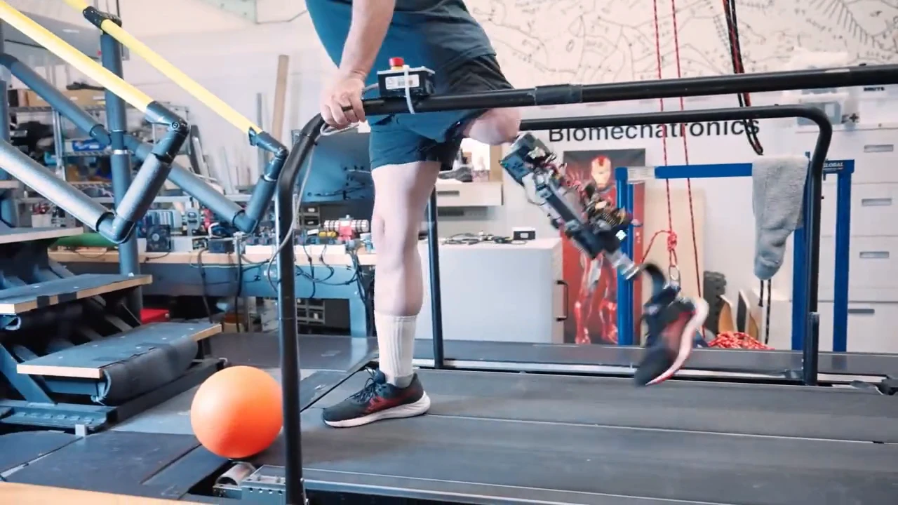 Scientists at MIT Are Testing a Bionic Limb That Grows Into the Body