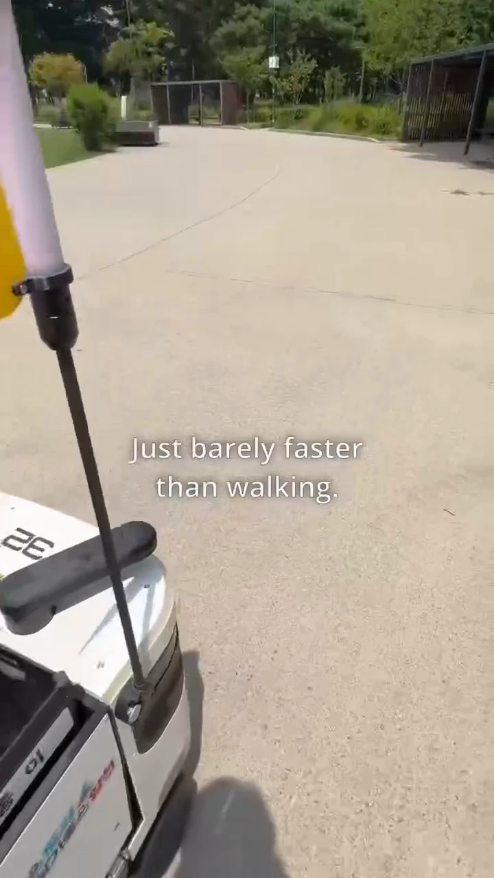Seoul’s Parks Just Got Smarter: Meet the Self-Driving Trash Robots!