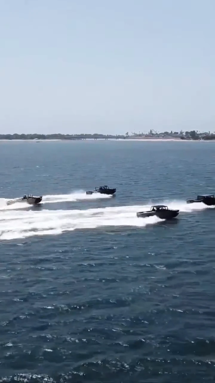 WaterCar turns Army Humvees into ultimatum amphibious SUVs