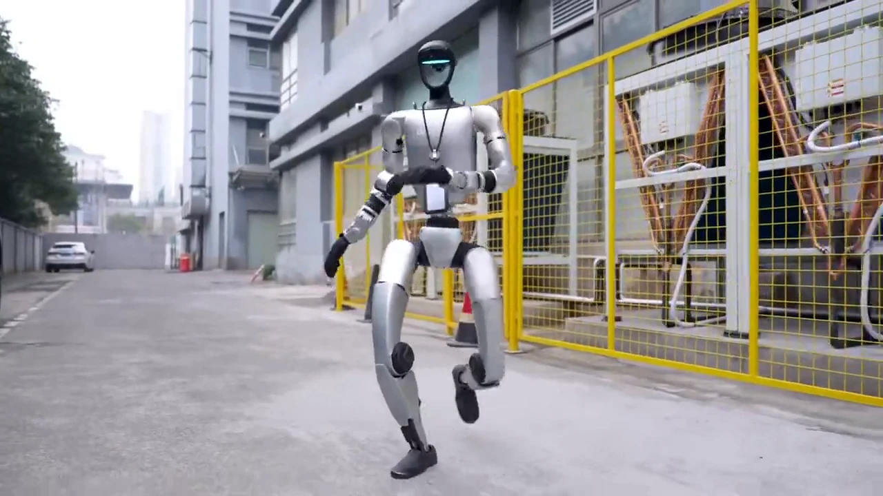 Unitree robot has been taught Kung Fu moves!