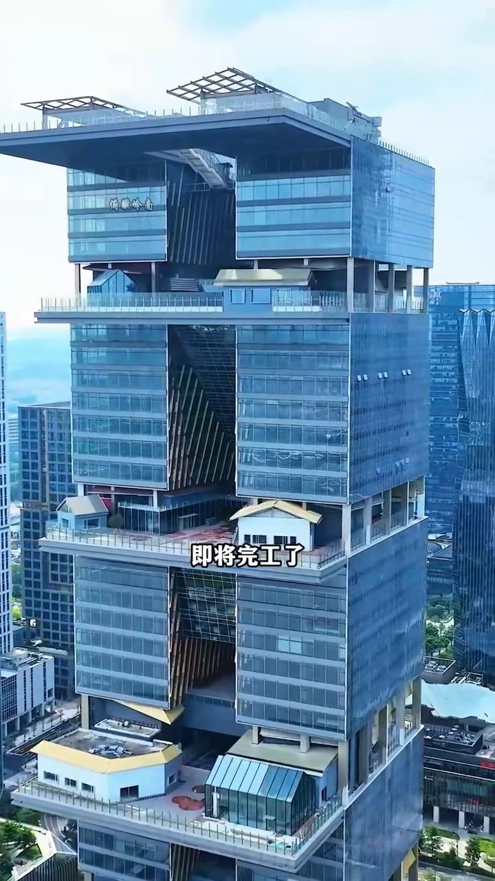 Tencent's future Guangzhou office is a skyscraper with houses built right inside it
