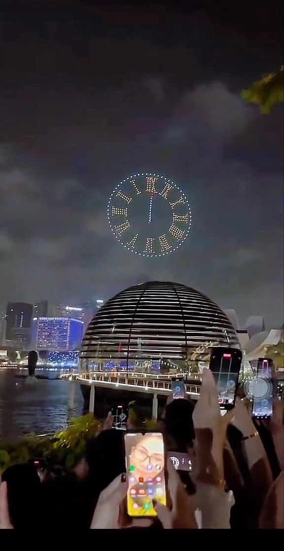 Singapore's Marina Bay Sands Finale Grand fireworks Show