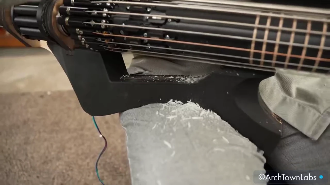 Swedish musician Mattias Kranz has created a 3-in-1 guitar with a rotating fingerboard