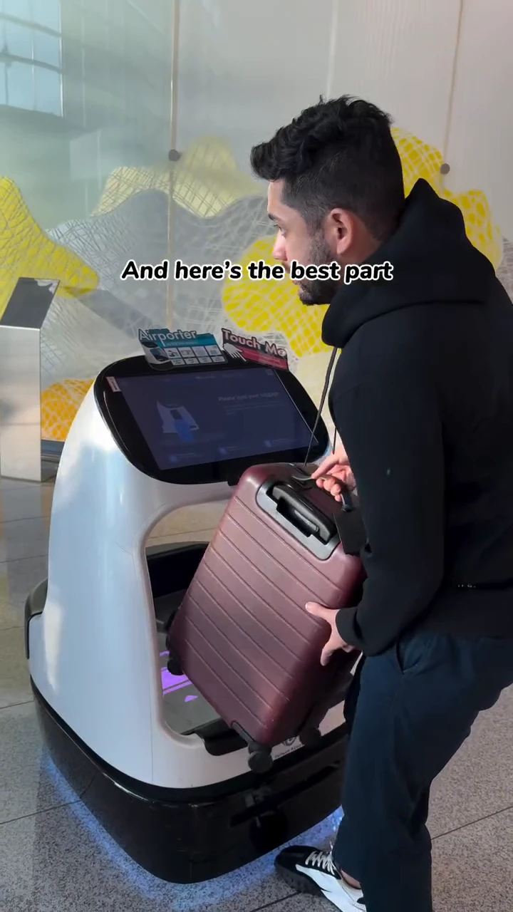 South Korea’s Airport Robots Are Revolutionizing Travel Assistance
