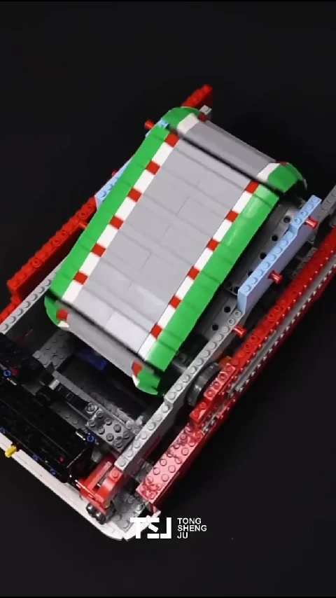 Tongshengju challenges LEGO by introducing its cool analog!