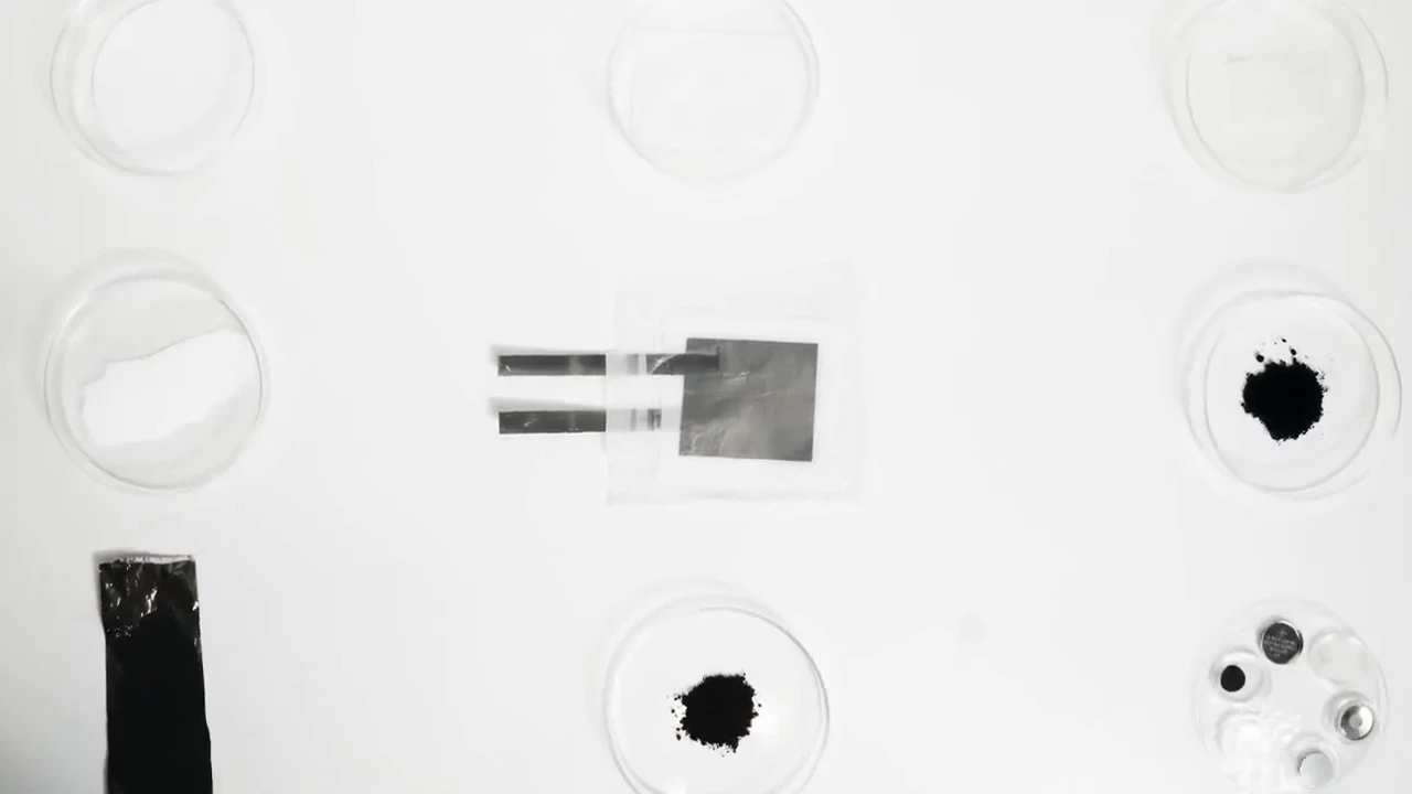 Singapore has created «paper» batteries