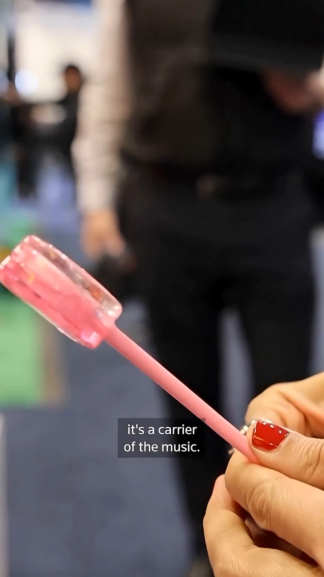 Taste the music: this lollipop turns your mouth into a music player