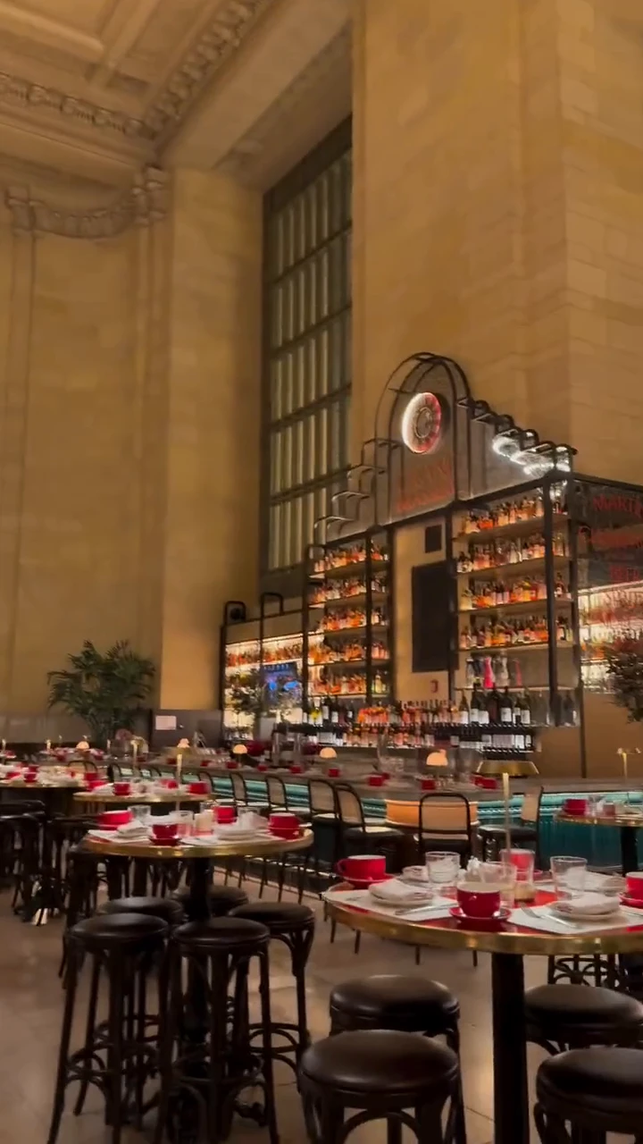 New York. Where Chicago’s architectural DNA reached for the sky