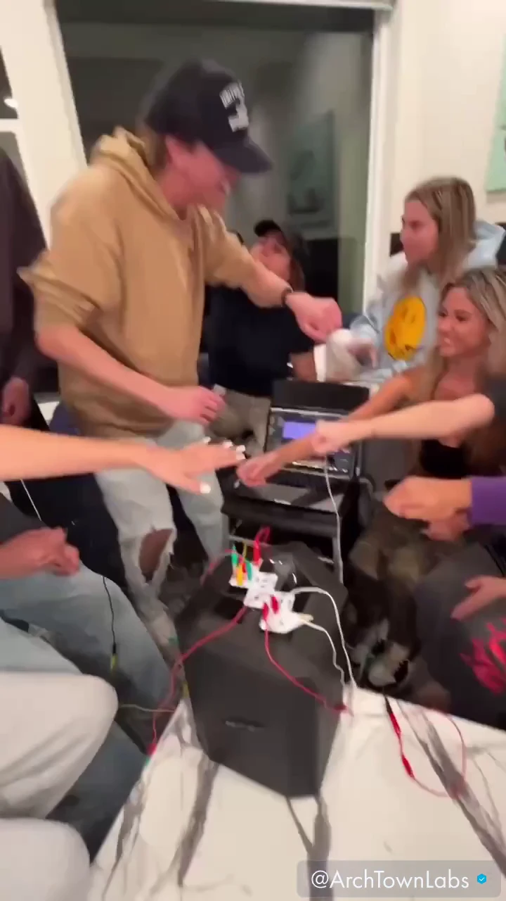 An interesting gadget that turns fruits, spoons and even your friends into musical instruments