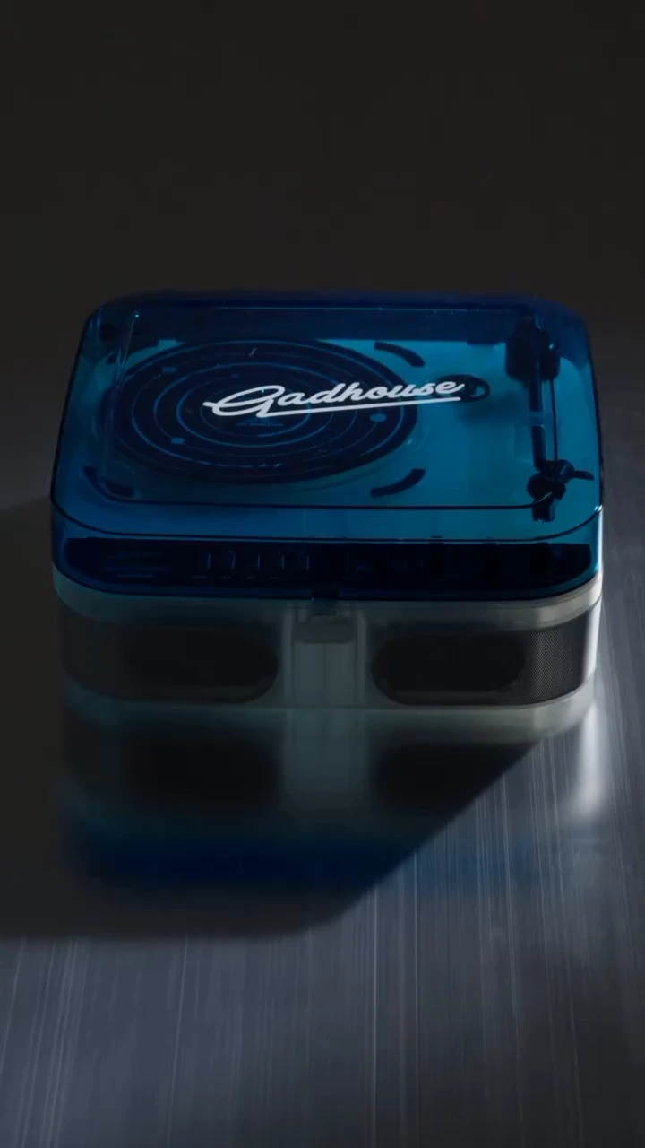Gadhouse has announced a new version of its Cosmo Solar Edition portable record player