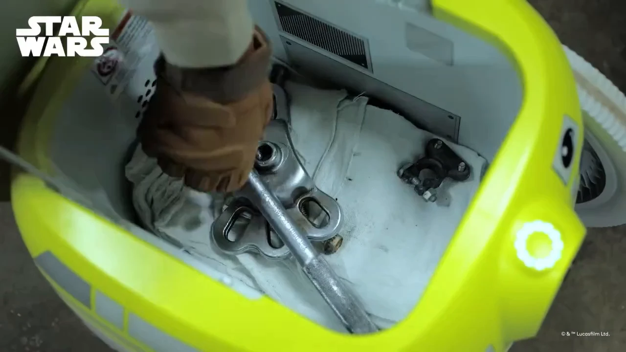 Piaggio Fast Forward personal companion droid inspired by Star Wars